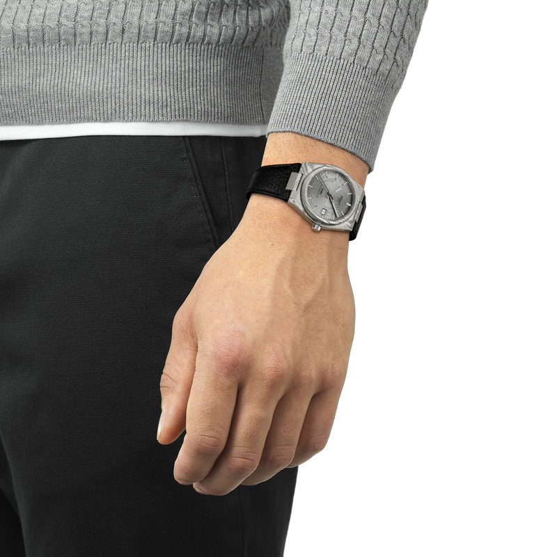 T137-807-96-081-00_WRIST